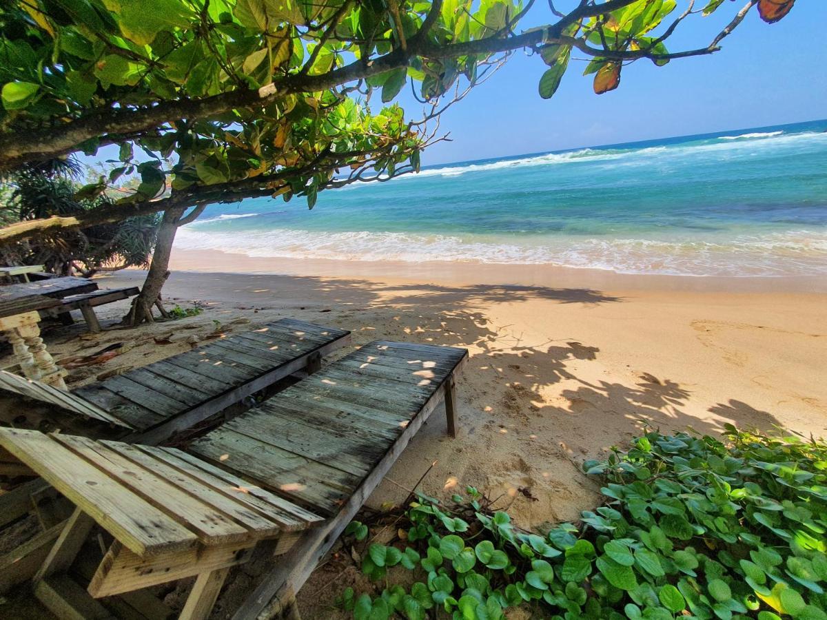 The Beach House Apartment Диквела Екстериор снимка