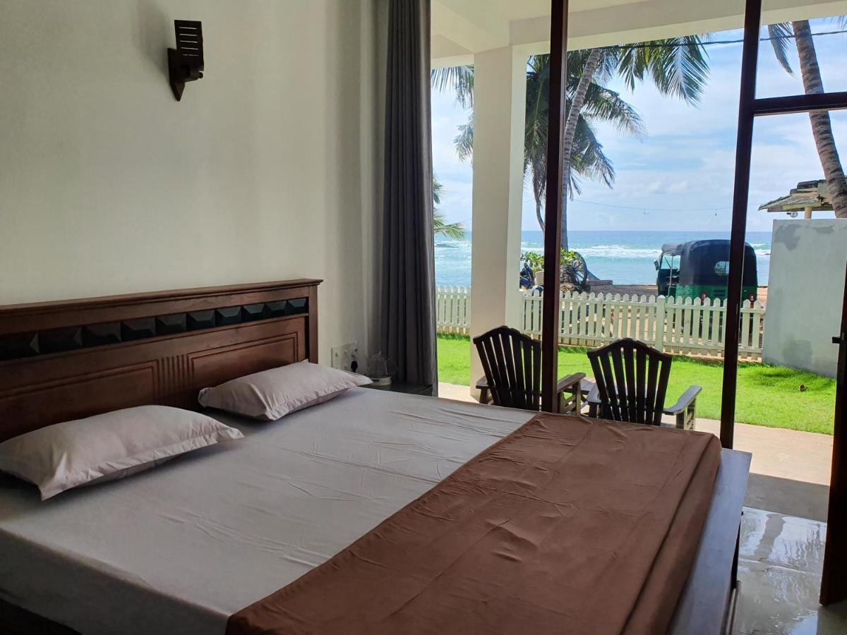 The Beach House Apartment Диквела Екстериор снимка